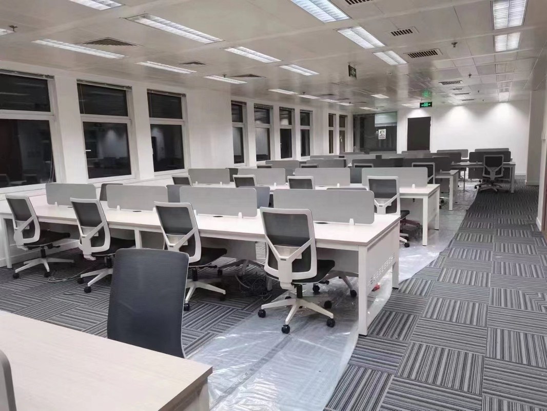 صندلی های اداری با پشت میانی مبلمان با پشتیبانی کمری لوکس و گواهینامه BIFMA